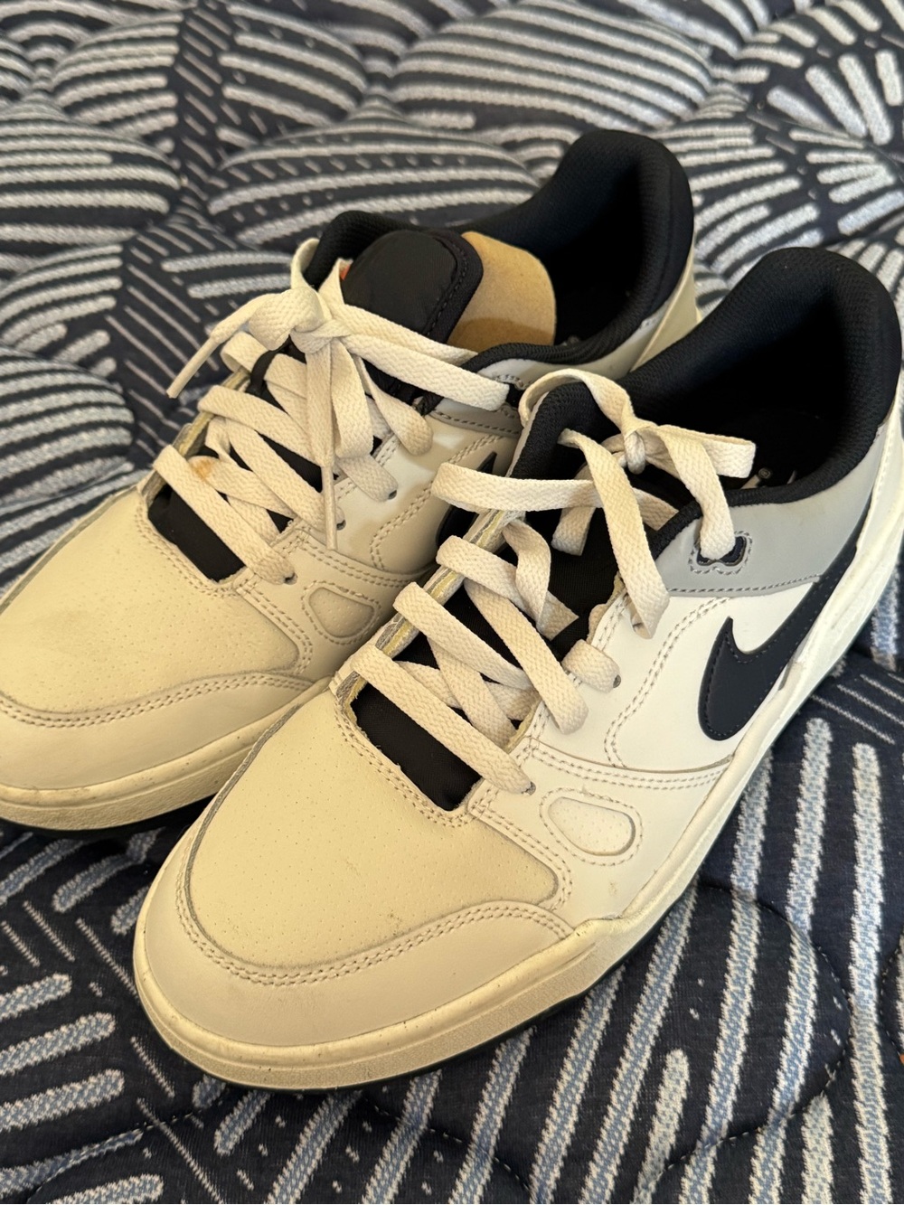 Nike Full Force low Men's Athletic Sneaker